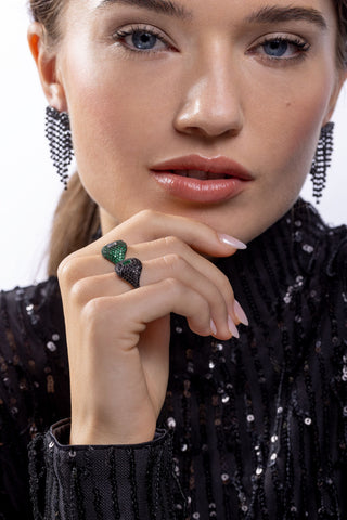 Baguette cut ring - Emerald - Black Hardware